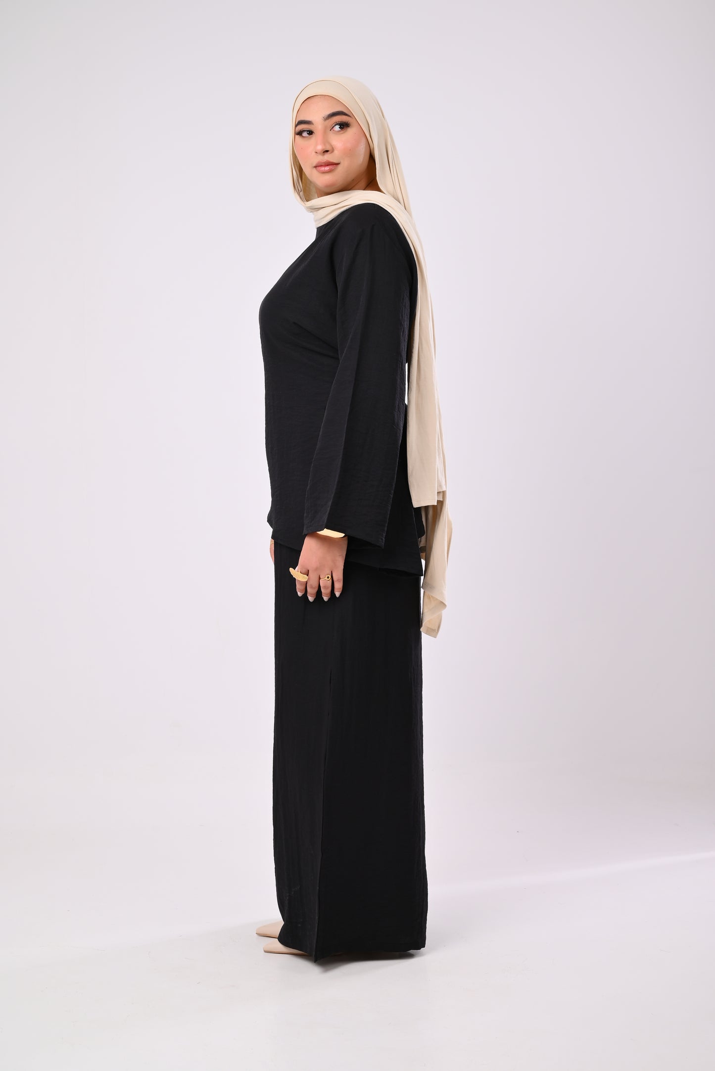 Lavender Black Linen Set