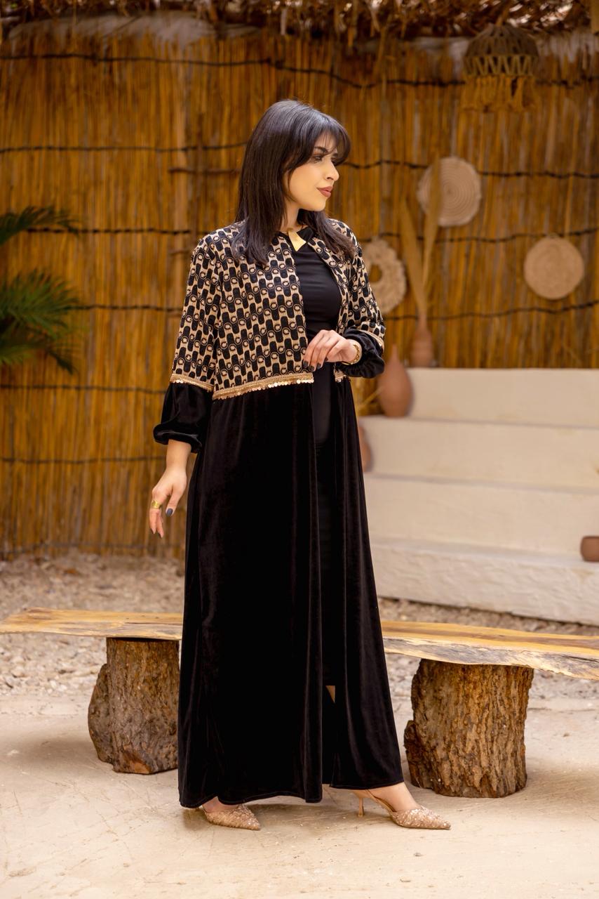 Gold Stitched Black Kaftan